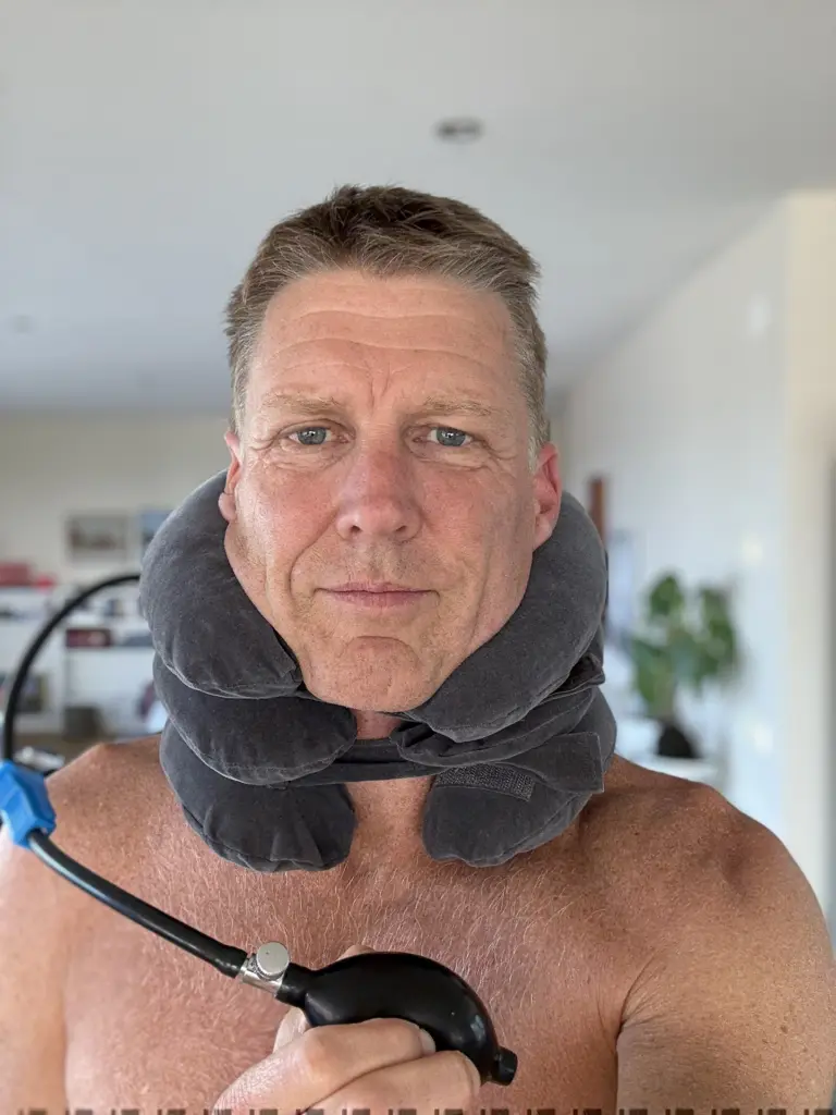 Product testing of neck traction equipment for home and self care